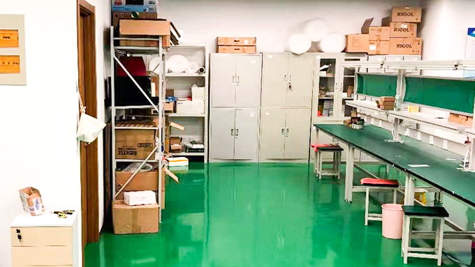 監(jiān)控組裝車(chē)間