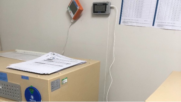 為什么冰箱一定要裝一個(gè)這樣小小的溫濕度監(jiān)控設(shè)備?能夠監(jiān)測樣本溫濕度嗎?26.3.19