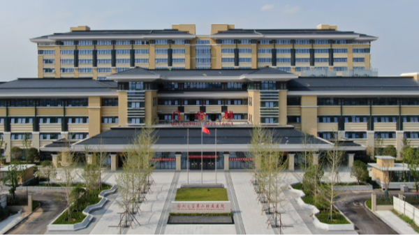 鄭州大學第二附屬醫院：2-8度冷庫安裝智能溫控一體機24.5.10
